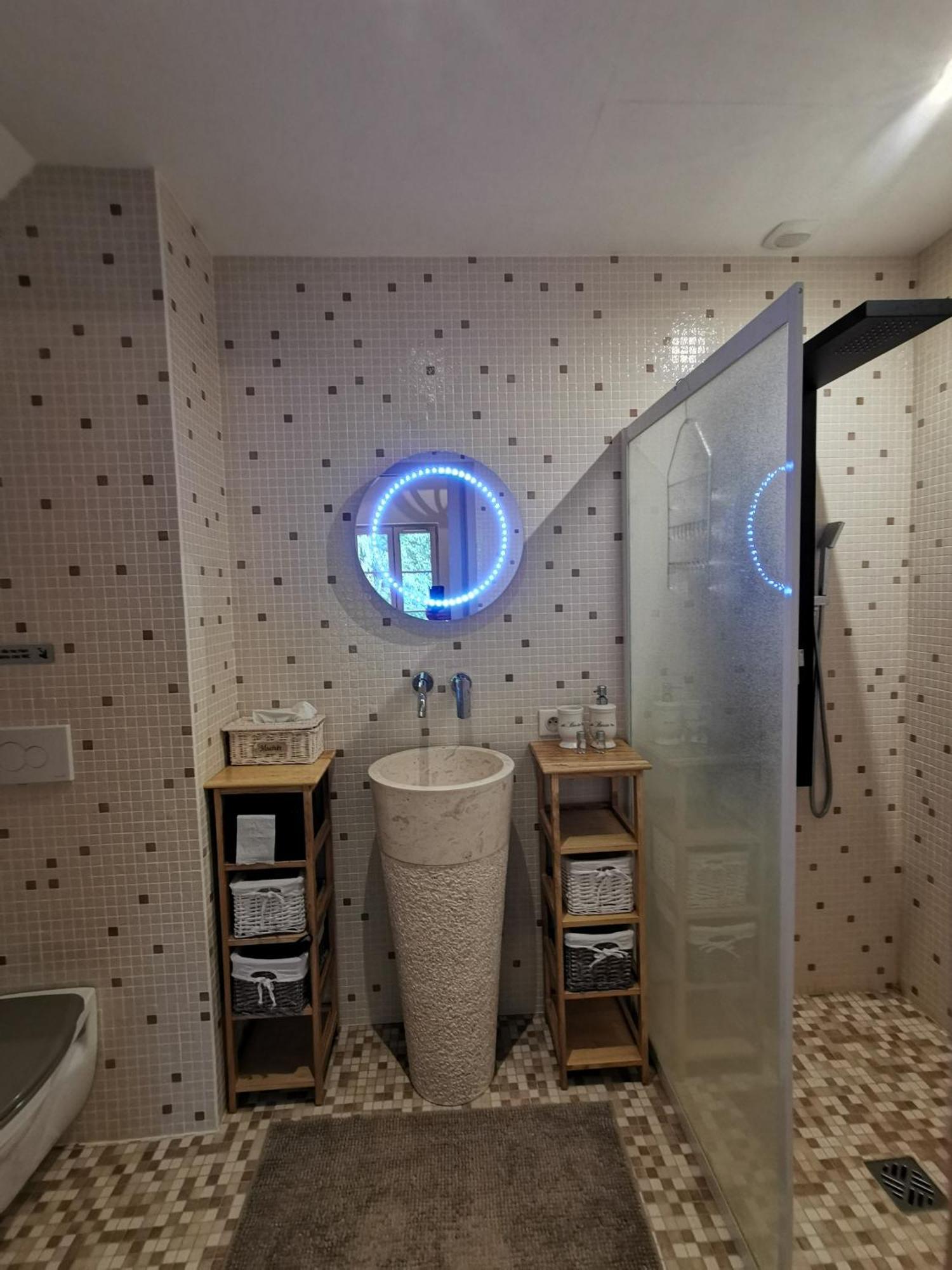 Le Petit Moulin Bed & Breakfast Faverelles Стая снимка