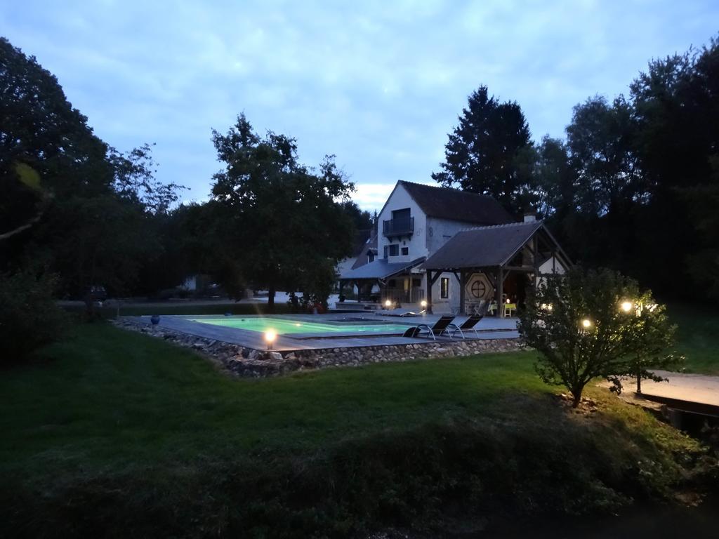 Le Petit Moulin Bed & Breakfast Faverelles Екстериор снимка
