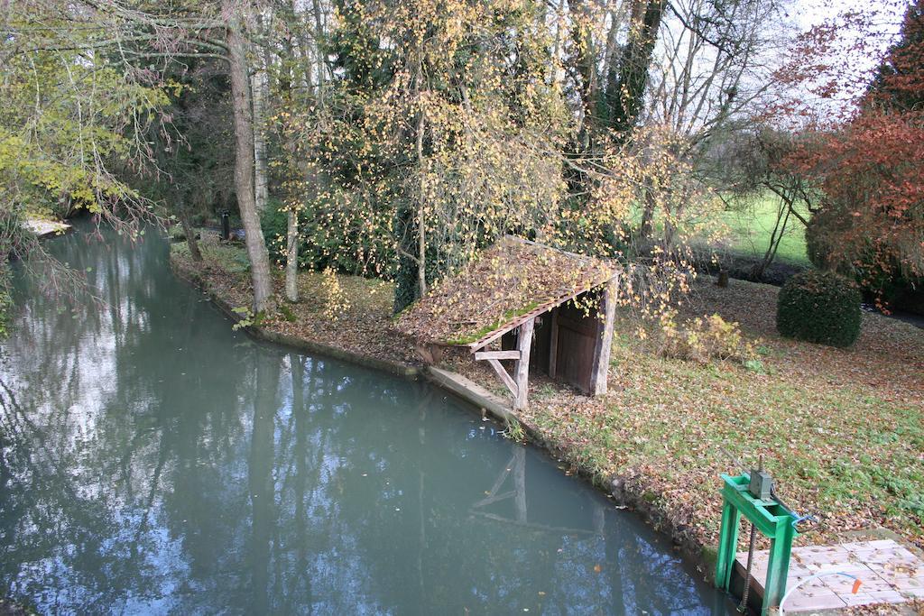 Le Petit Moulin Bed & Breakfast Faverelles Стая снимка