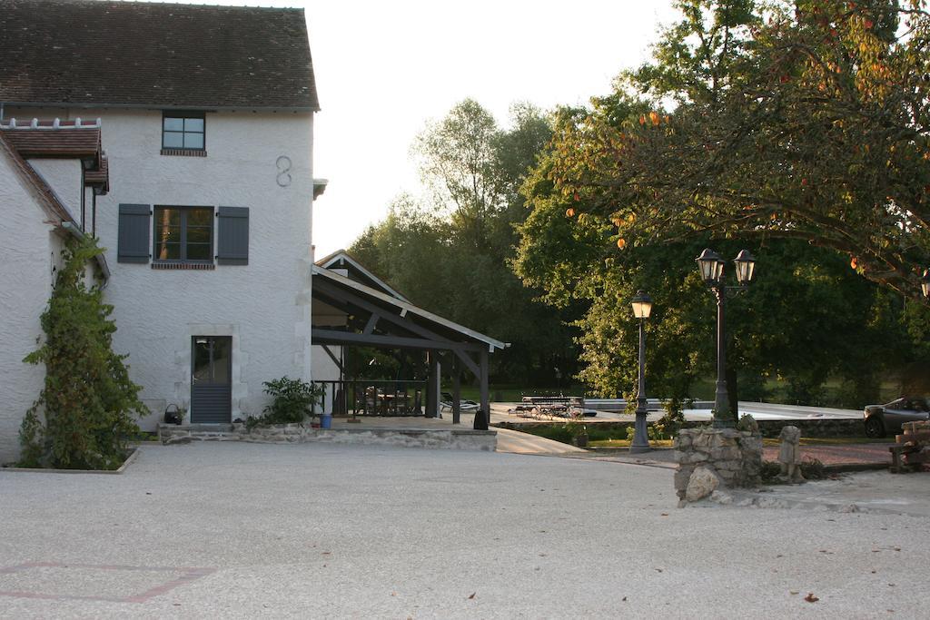 Le Petit Moulin Bed & Breakfast Faverelles Екстериор снимка